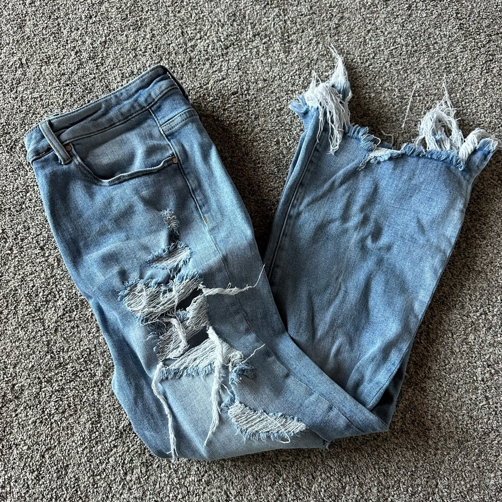 Risen Jeans